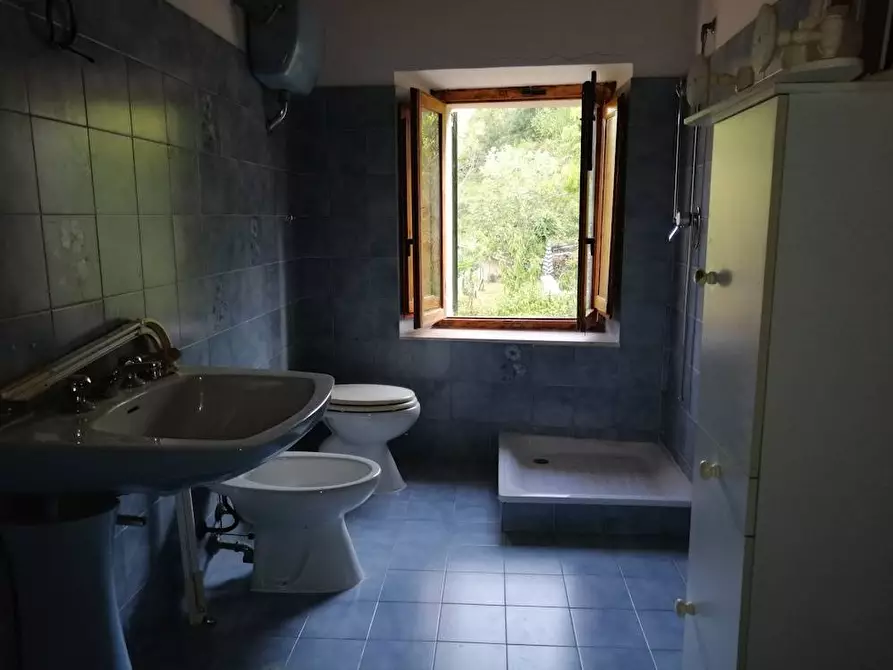 Immagine 12 di Appartamento in vendita  in piazza Balducci a Poggio San Vicino