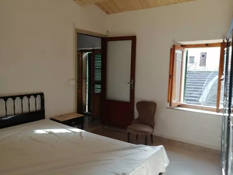 Immagine 27 di Appartamento in vendita  in piazza Balducci a Poggio San Vicino