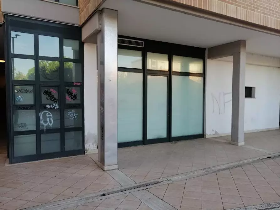 Immagine 4 di Appartamento in vendita  in via mura occidentali a Jesi