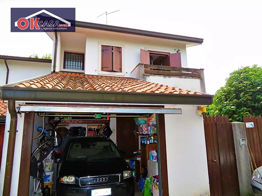 Immagine 27 di Villa in vendita  in via aurisina a Duino-Aurisina