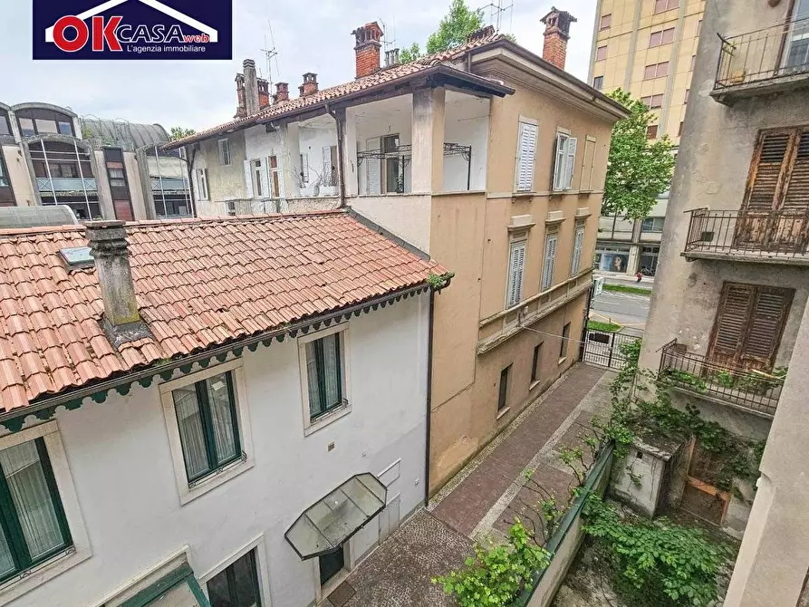 Immagine 12 di Palazzo in vendita  in Via Buonarroti a Gorizia