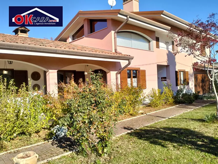 Immagine 2 di Villa in vendita  in Via Piantella a Sagrado