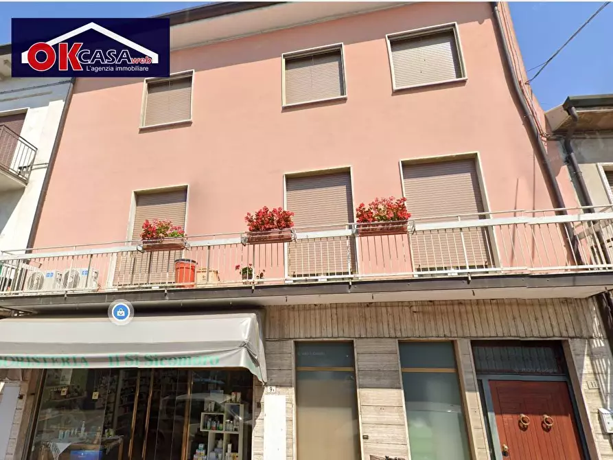 Immagine 7 di Attività commerciale in vendita  in VIA MONTEMZZI a Vigasio