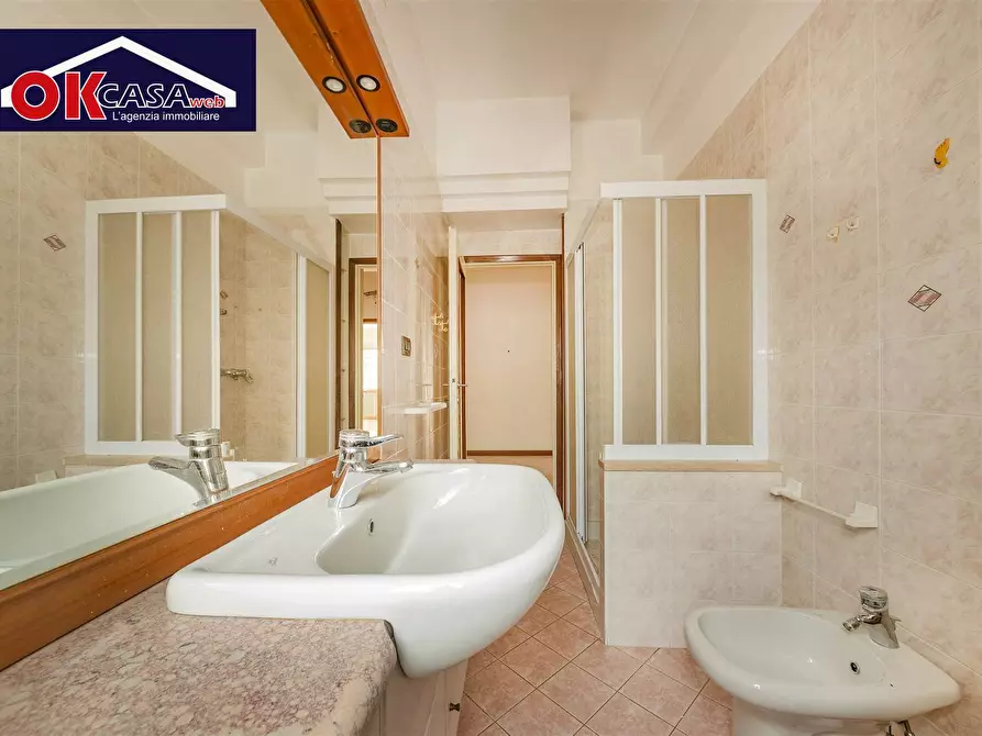 Immagine 26 di Appartamento in vendita  in via Giovanni da Verrazzano a Verona