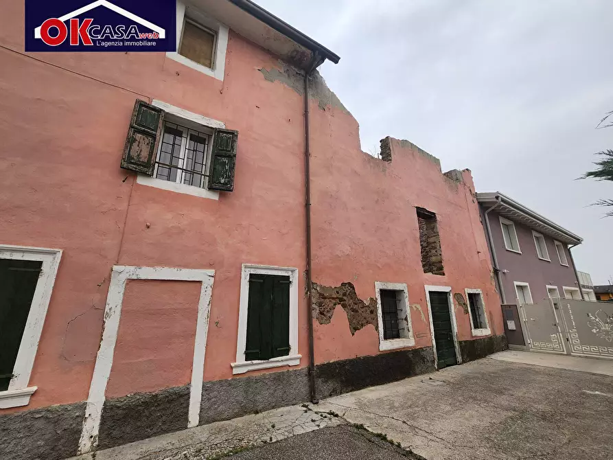 Immagine 11 di Rustico / casale in vendita  in VIA GARDESANE a Verona