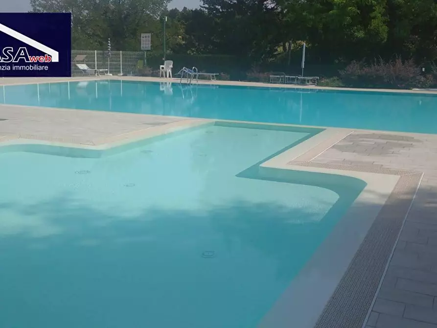 Immagine 20 di Appartamento in vendita  in via pò a Peschiera Del Garda