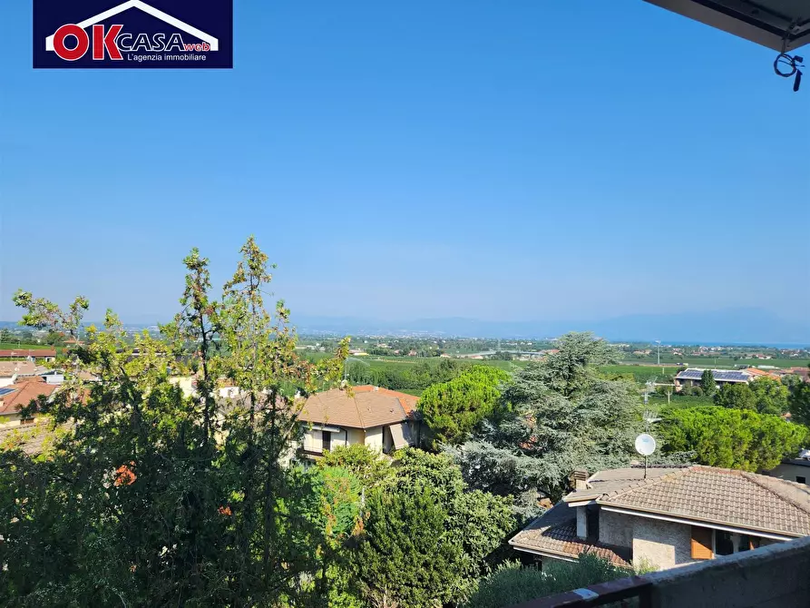 Immagine 25 di Appartamento in vendita  in via pò a Peschiera Del Garda