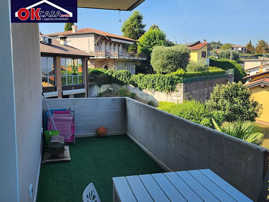 Immagine 27 di Appartamento in vendita  in via pò a Peschiera Del Garda