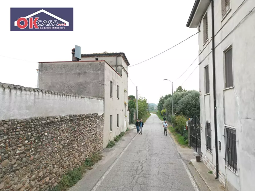 Immagine 8 di Casa indipendente in vendita  in via brazze a Verona