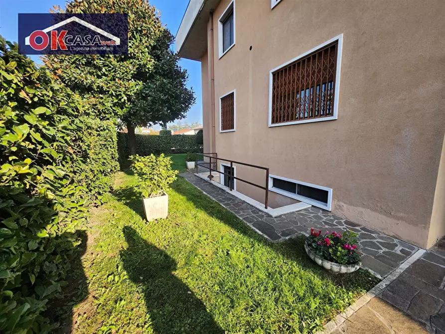 Immagine 30 di Appartamento in vendita  in VIA Don Coltri a Sona