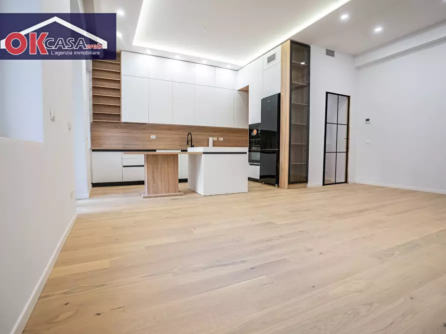 Immagine 3 di Appartamento in vendita  in corso porta nuova a Verona