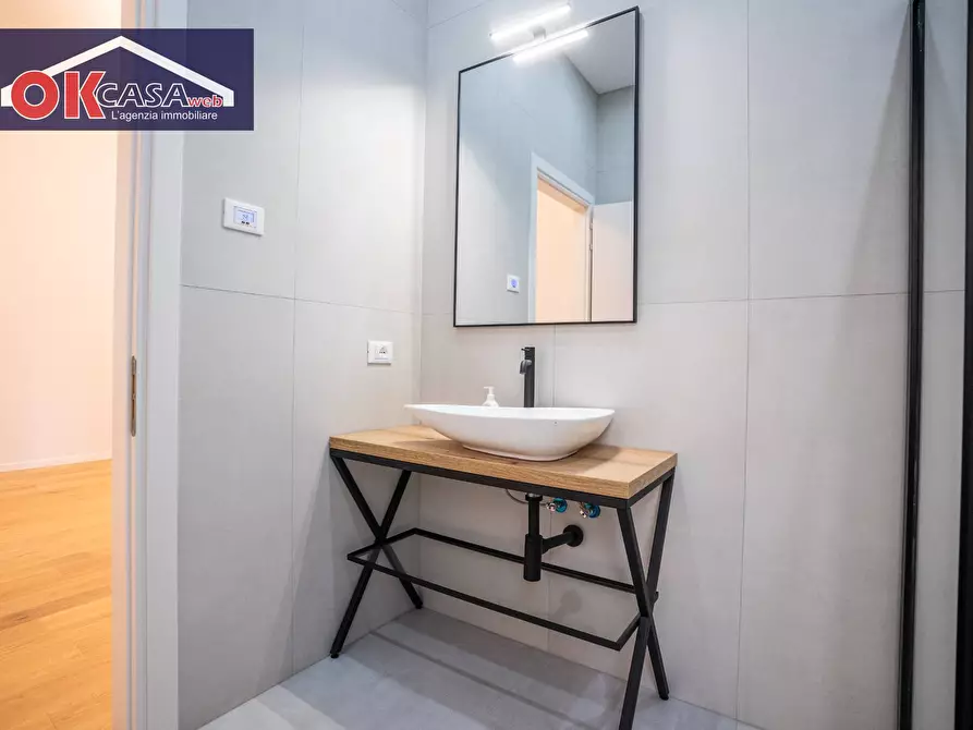 Immagine 16 di Appartamento in vendita  in corso porta nuova a Verona