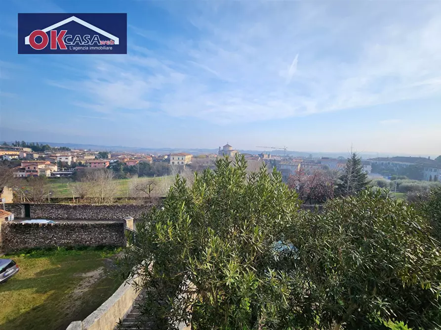 Immagine 3 di Villa in vendita  in Castello a Pozzolengo