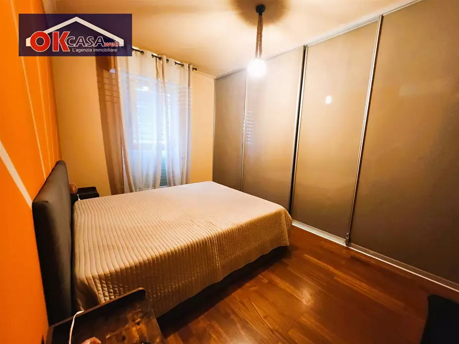 Immagine 16 di Appartamento in vendita  in via VENEZIA a Desenzano Del Garda