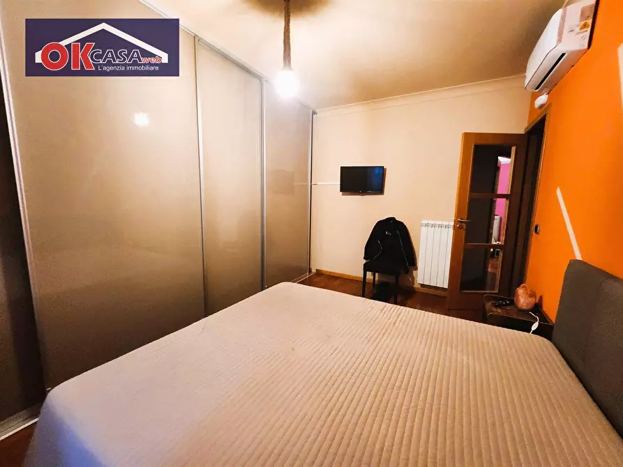 Immagine 19 di Appartamento in vendita  in via VENEZIA a Desenzano Del Garda