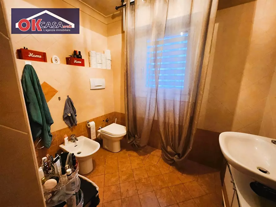 Immagine 22 di Appartamento in vendita  in via VENEZIA a Desenzano Del Garda