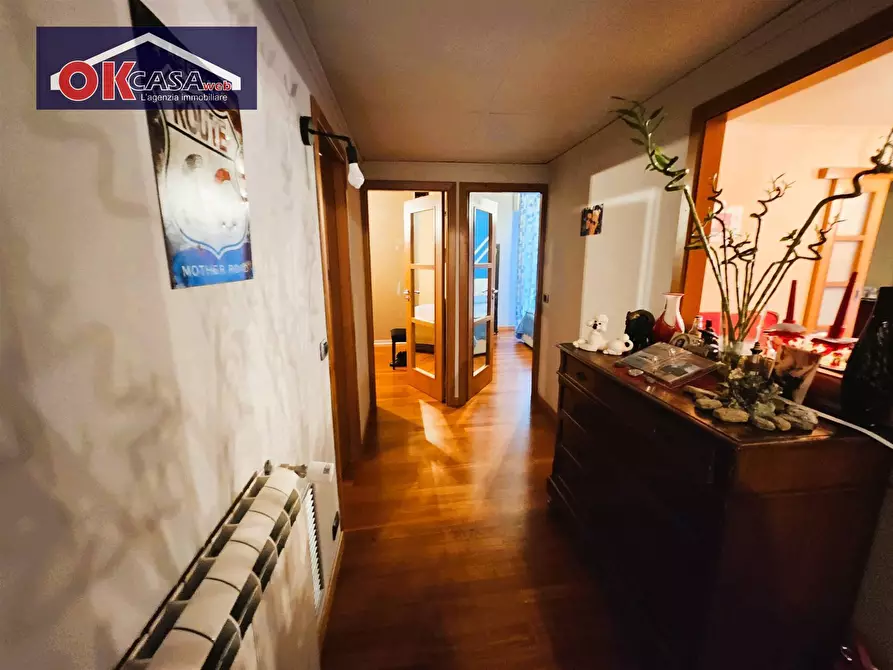 Immagine 26 di Appartamento in vendita  in via VENEZIA a Desenzano Del Garda