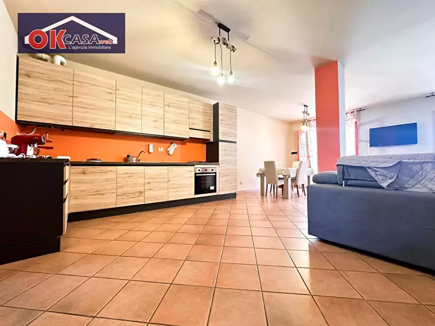 Immagine 6 di Appartamento in vendita  in VIA DON GIALDI a Desenzano Del Garda