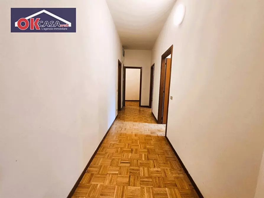 Immagine 7 di Ufficio in affitto  in via cattaneo a Verona