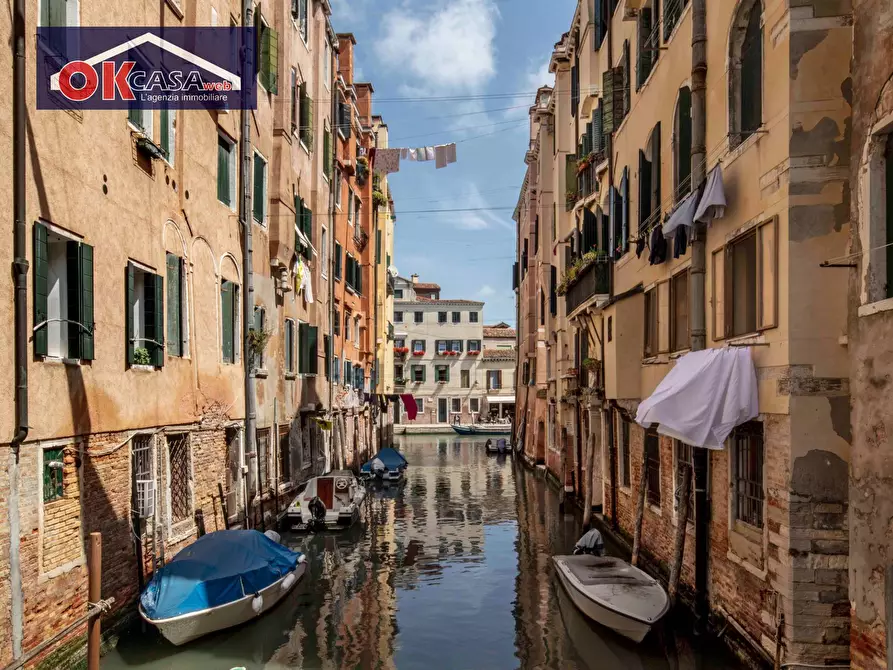 Immagine 6 di Terreno residenziale in vendita  in via Pasubio a Castelnuovo Del Garda