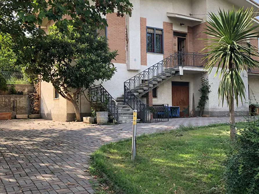 Immagine 2 di Villa in vendita  in Str. Consorziale Pretara a Isola Del Gran Sasso D'italia