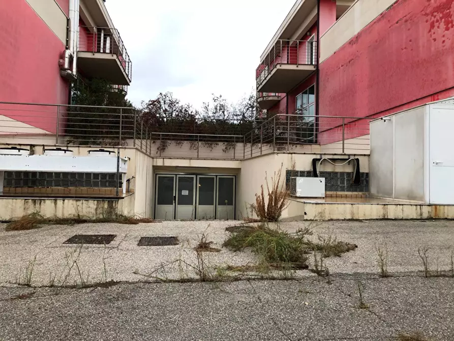 Immagine 5 di Capannone industriale in vendita  in Via Masci a Roseto Degli Abruzzi
