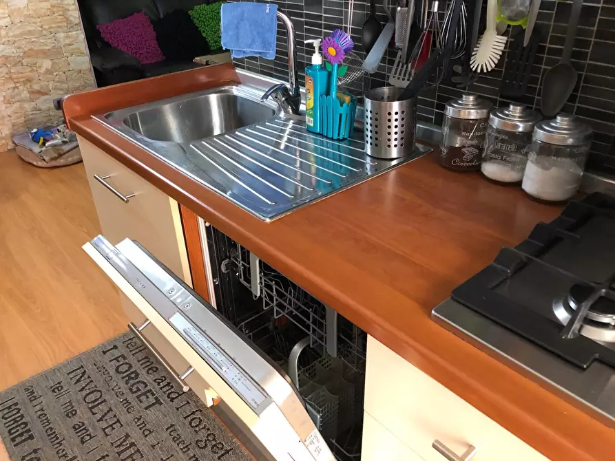 Immagine 7 di Appartamento in vendita  in Via Giorgio Perlasca a Teramo