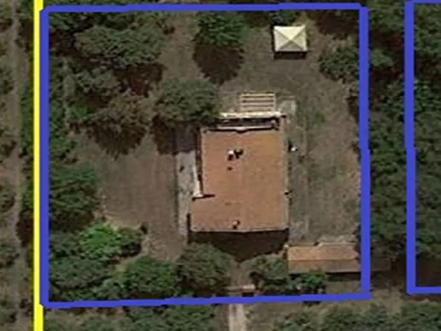 Immagine 19 di Villa in vendita  in Via Galilei a Giulianova