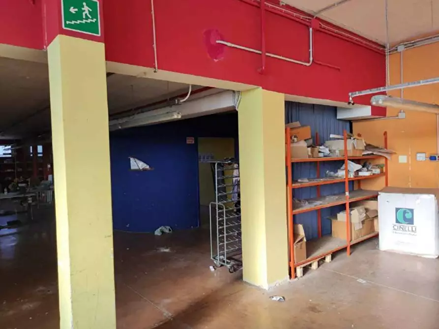 Immagine 21 di Capannone industriale in vendita  in VIA MOLINO FLAIANI a Corropoli