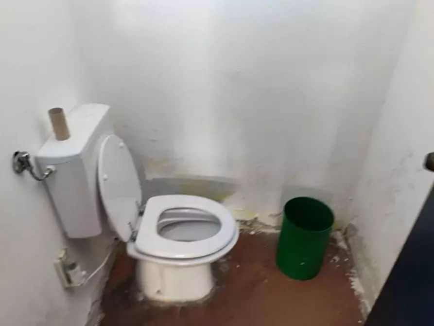 Immagine 25 di Capannone industriale in vendita  in VIA MOLINO FLAIANI a Corropoli