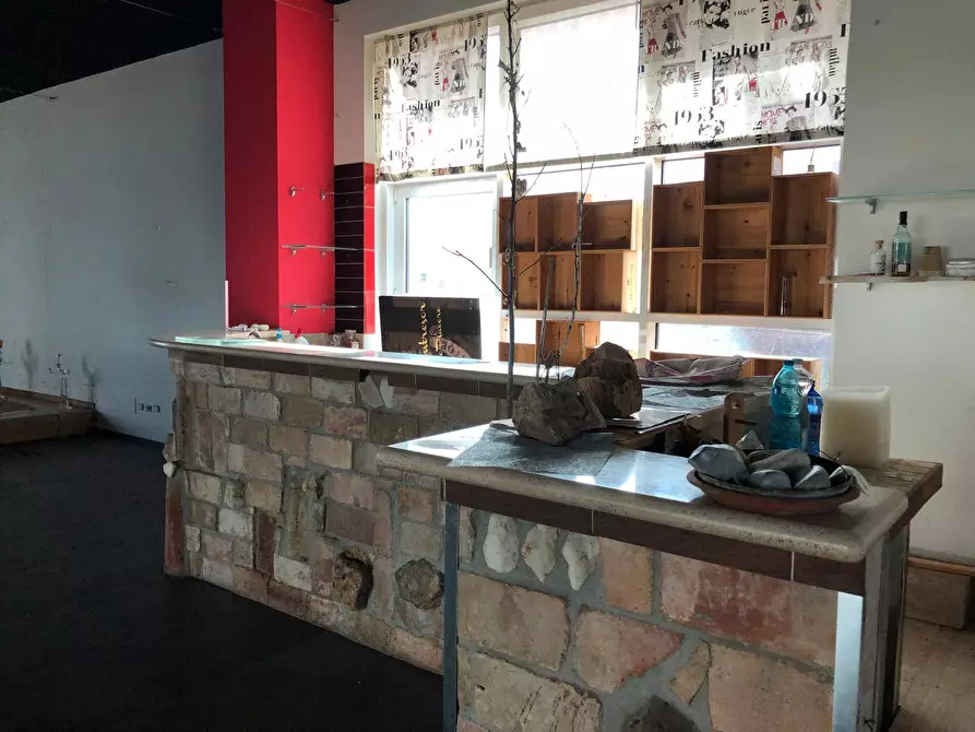 Immagine 10 di Capannone industriale in vendita  in Via Masci a Roseto Degli Abruzzi