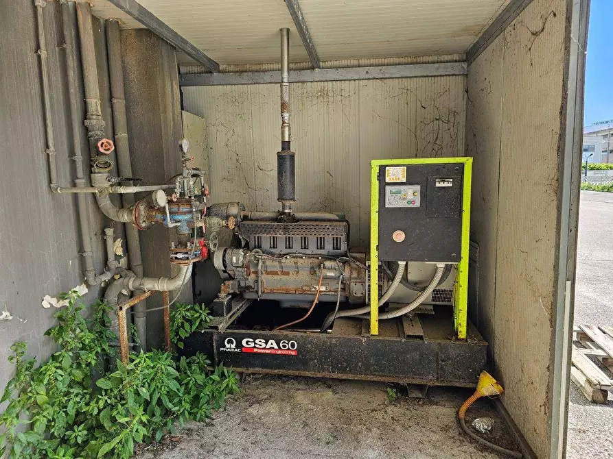 Immagine 29 di Capannone industriale in vendita  in Salino a Tortoreto