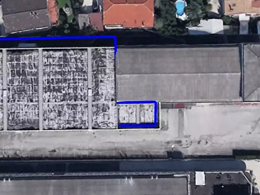 Immagine 12 di Capannone industriale in vendita  in Via Trieste a Tortoreto