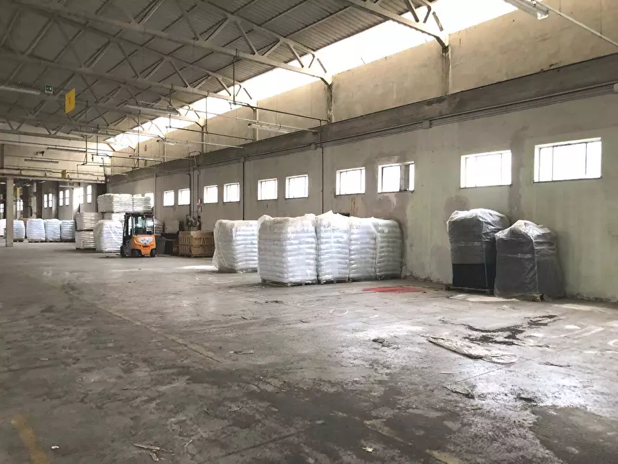Immagine 19 di Capannone industriale in vendita  in Salino a Tortoreto