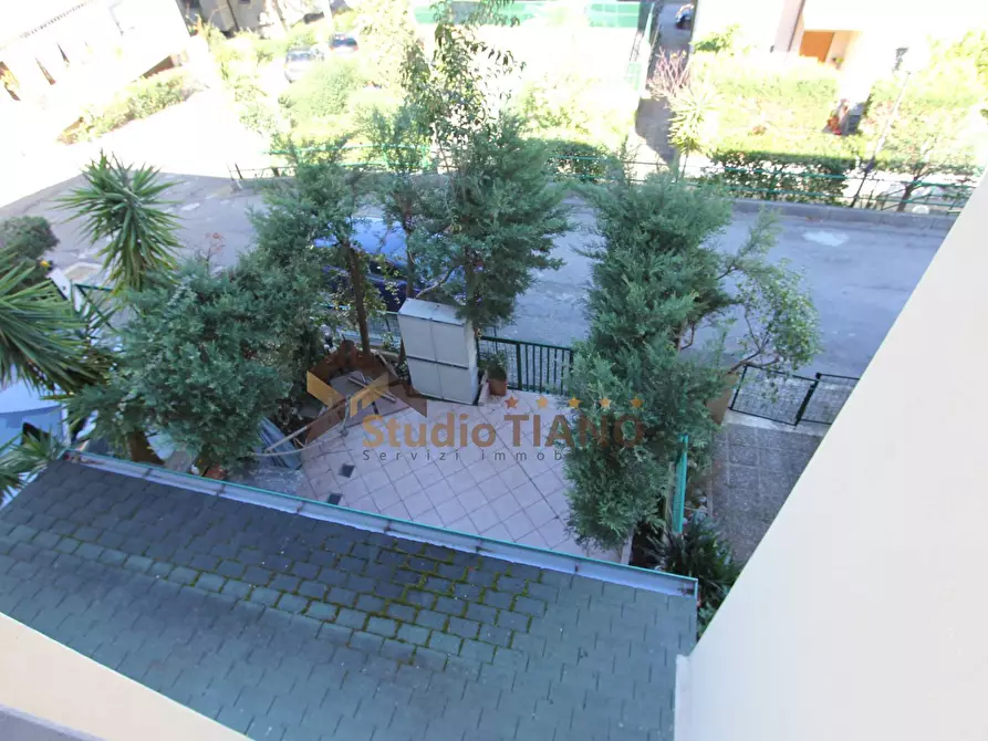 Immagine 27 di Villetta a schiera in vendita  in VIA  BENIAMINO CELLINI a Rende