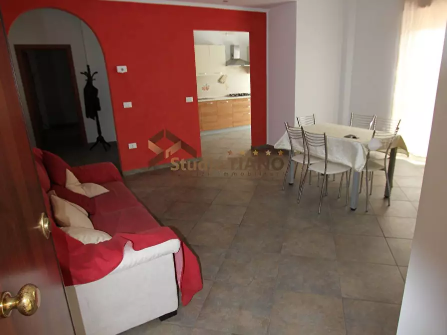 Immagine 3 di Appartamento in vendita  in VIA GIORGIO DE CHIRICO IX TRAVERSA a Rende