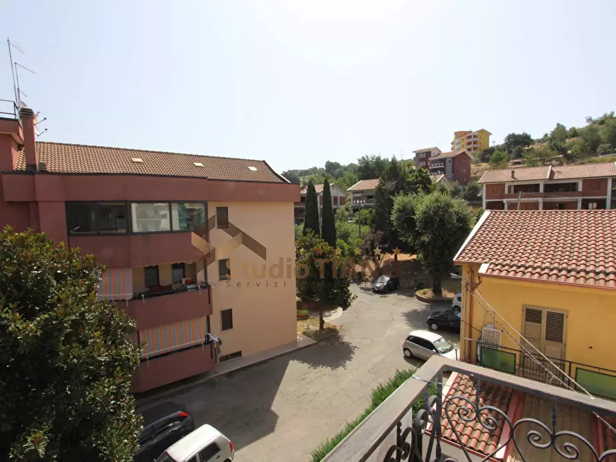 Immagine 11 di Appartamento in vendita  in VIA GIORGIO DE CHIRICO IX TRAVERSA a Rende