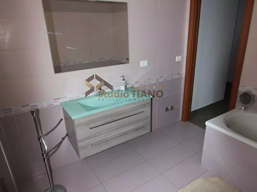 Immagine 20 di Appartamento in vendita  in VIA GIORGIO DE CHIRICO IX TRAVERSA a Rende