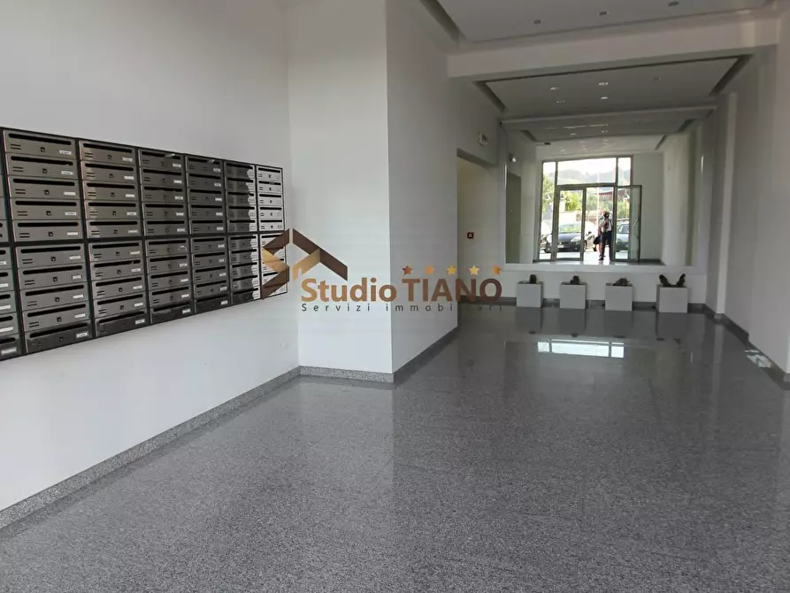 Immagine 4 di Appartamento in vendita  in PIAZZA DONATO BERGAMINI a Cosenza