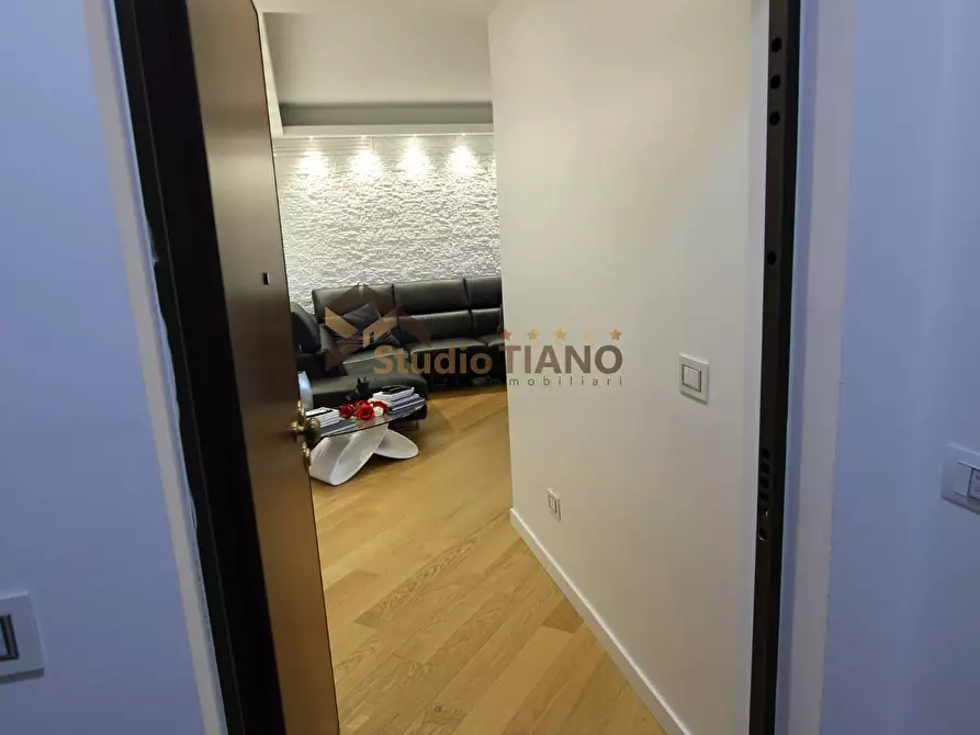 Immagine 6 di Appartamento in vendita  in PIAZZA DONATO BERGAMINI a Cosenza