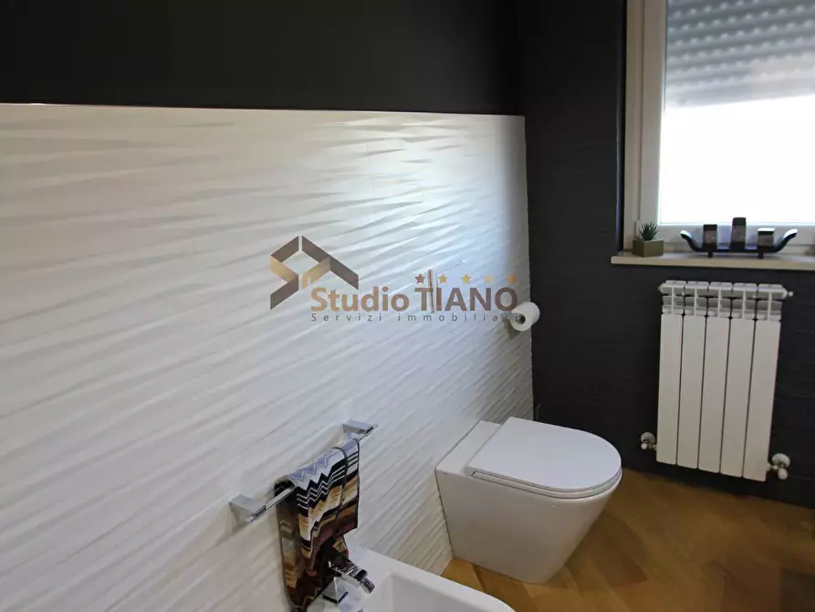 Immagine 25 di Appartamento in vendita  in PIAZZA DONATO BERGAMINI a Cosenza