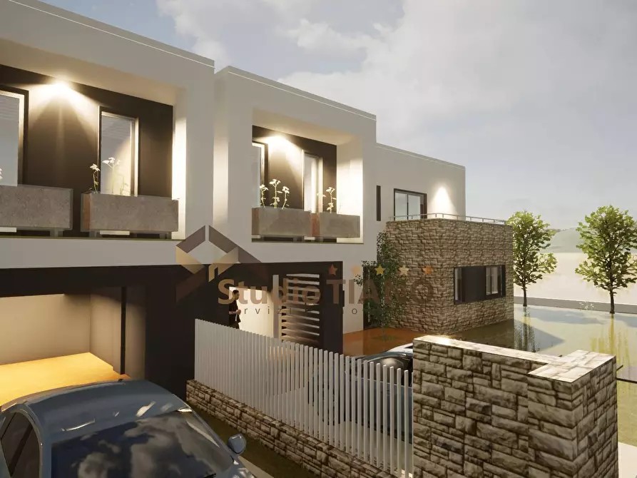 Immagine 11 di Villa in vendita  in VIA MODIGLIANI a Rende