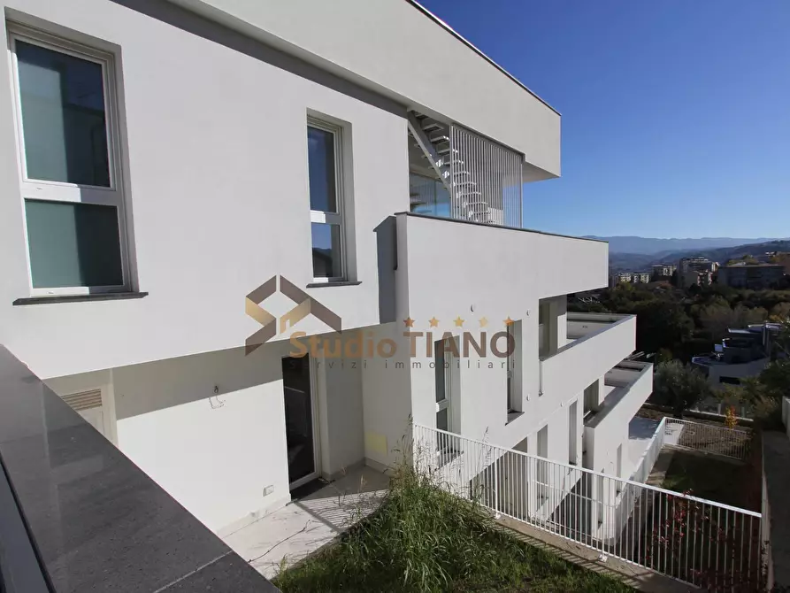 Immagine 3 di Appartamento in vendita  in VIA FRANCESCO CILEA a Cosenza