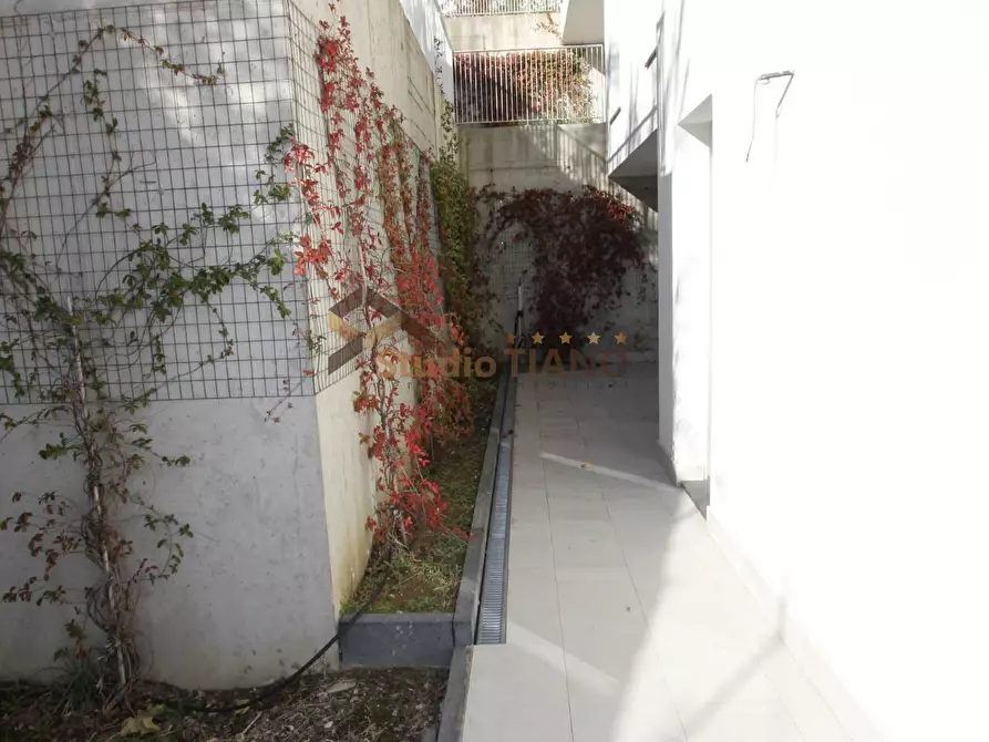 Immagine 20 di Appartamento in vendita  in VIA FRANCESCO CILEA a Cosenza
