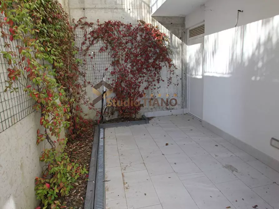 Immagine 21 di Appartamento in vendita  in VIA FRANCESCO CILEA a Cosenza