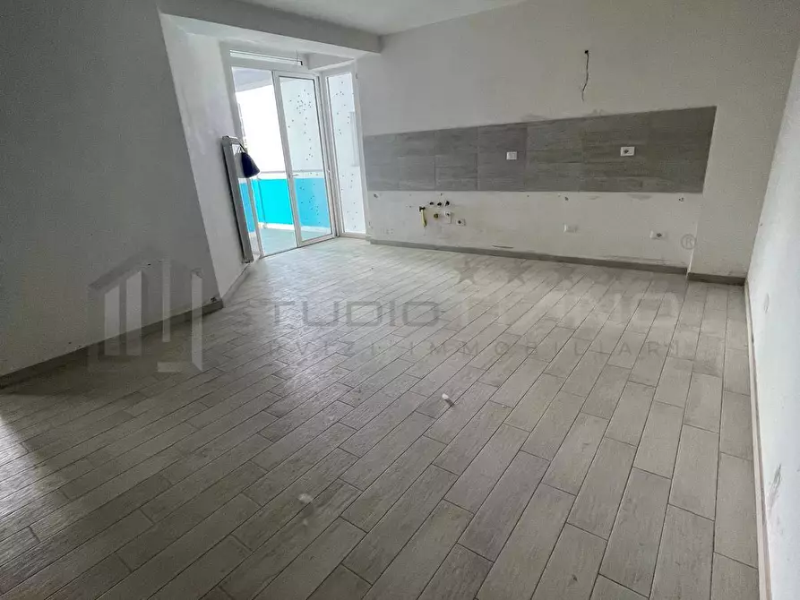 Immagine 4 di Appartamento in vendita  in VIALE GIACOMO MANCINI a Cosenza