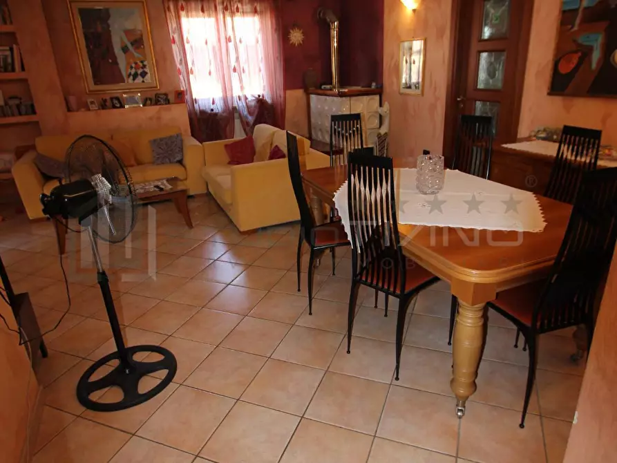 Immagine 9 di Casa bifamiliare in vendita  in VIA GIOVANNI MALAGODI a Montalto Uffugo