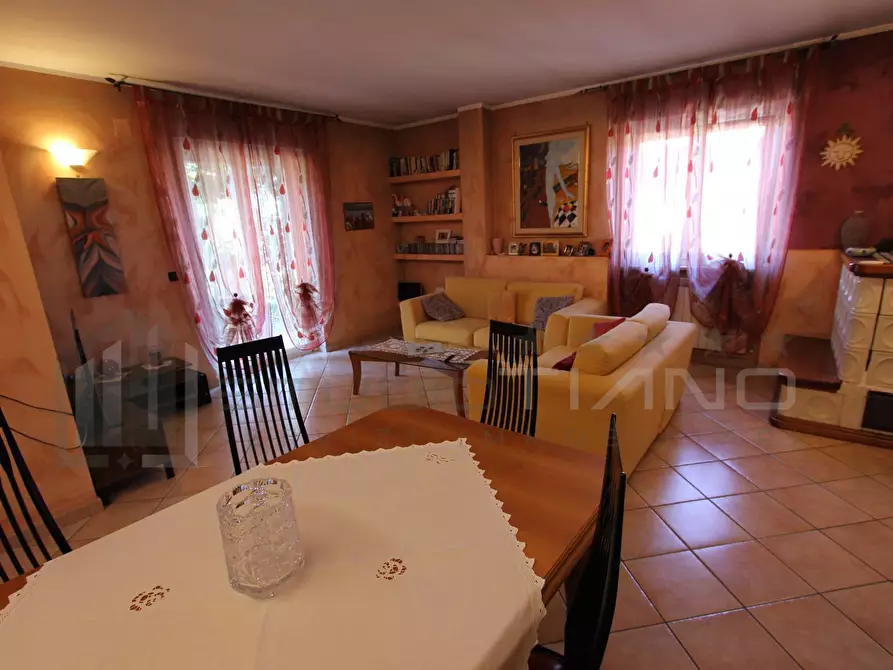 Immagine 10 di Casa bifamiliare in vendita  in VIA GIOVANNI MALAGODI a Montalto Uffugo