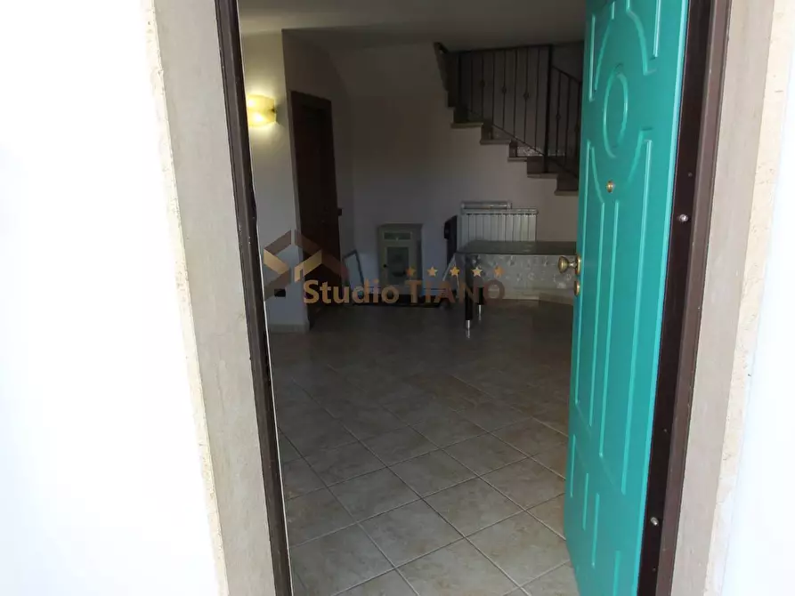 Immagine 7 di Casa bifamiliare in vendita  in VIA ALESSANDRO MAGNO a Rende