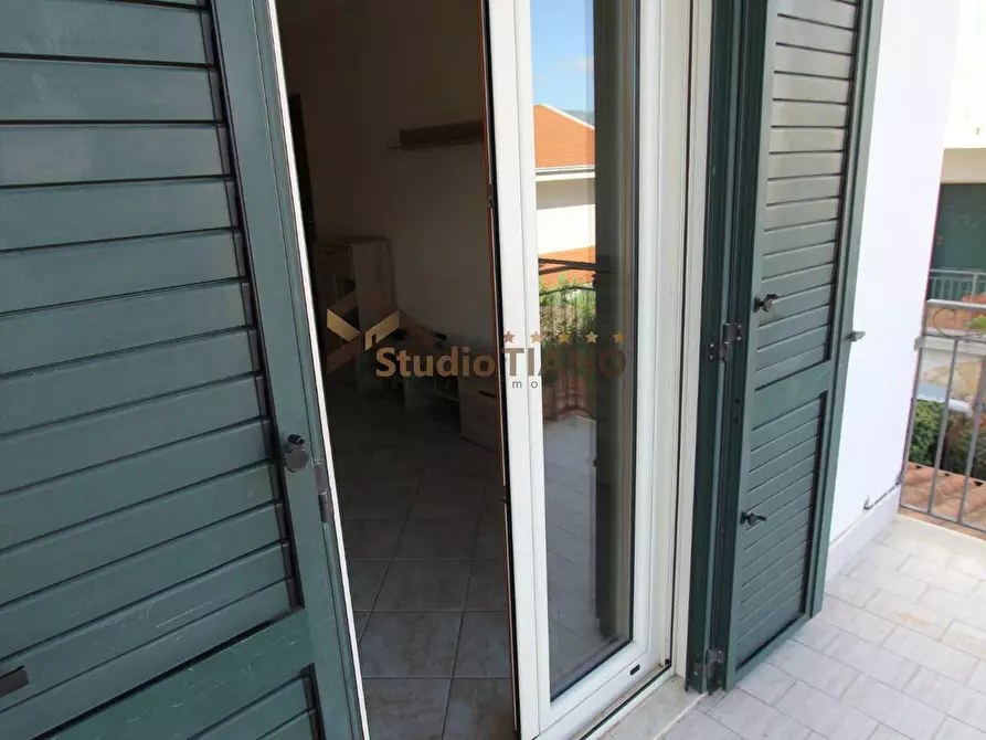 Immagine 18 di Casa bifamiliare in vendita  in VIA ALESSANDRO MAGNO a Rende